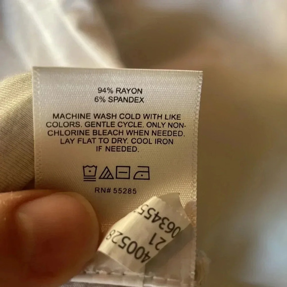 Cream Express V Neck Relaxed Tee M‎ - Picture 4 of 4